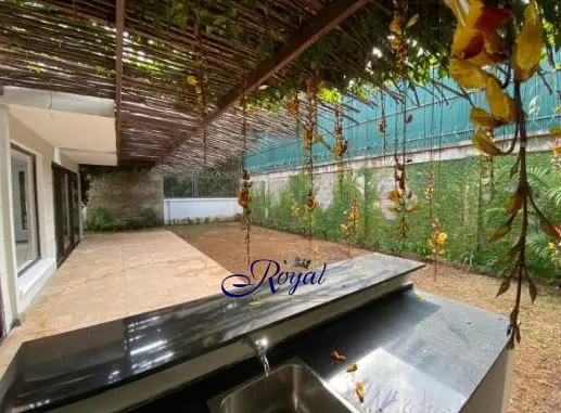 Peponi Road Modern 5-Bedroom Luxury Villa